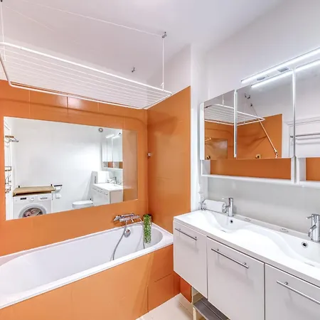 Apartment Isola Climatise Et Parking Prive - Welkeys