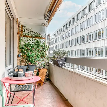 Isola Climatise Et Parking Prive - Welkeys * Lyon